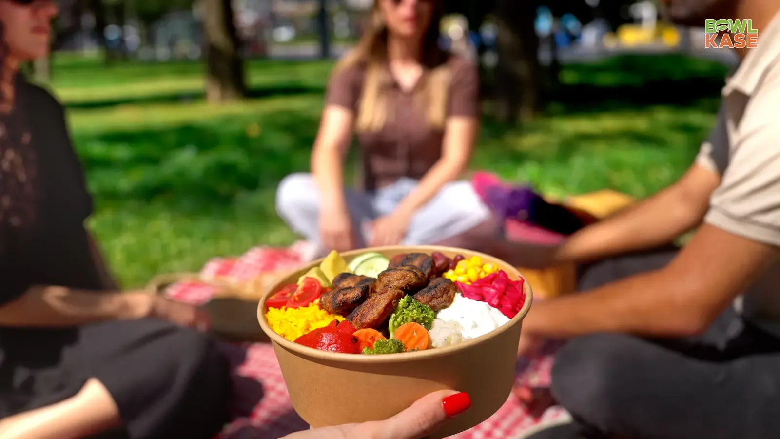 In the park — Köfteli Bowl Kase